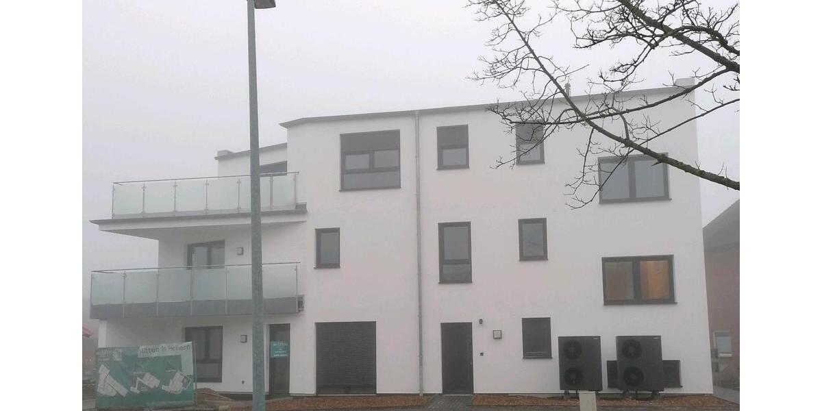 Erstbezug! Moderne, helle 3-Zi-Neub.-Whg. (71 m²) in OS-Hellern 3 zimmer