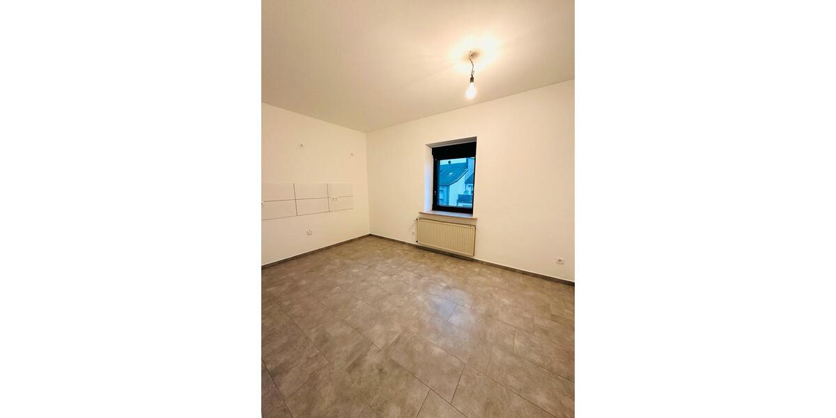 Dachgeschoßwohnung Eschweiler - 2 Zimmer, 68 m&sup2;, 660&euro; | Angebot:25982672