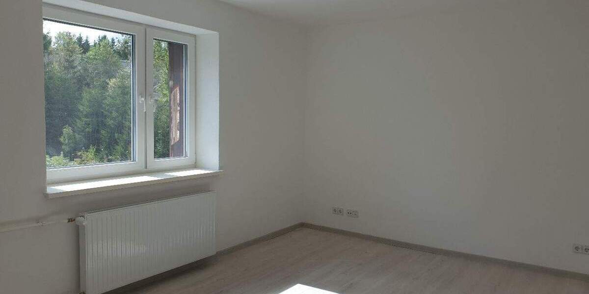 Etagenwohnung Johanngeorgenstadt - 3 Zimmer, 65 m&sup2;, 360&euro; | Angebot:26389545