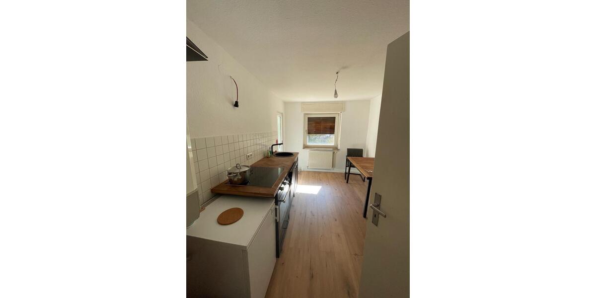 Etagenwohnung Karlsruhe Südstadt - 2 Zimmer, 65 m&sup2;, 970&euro; | Angebot:26572371