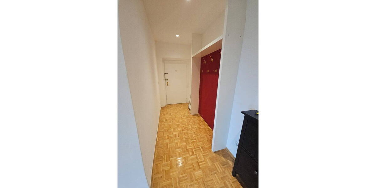 Etagenwohnung München Schwabing-Freimann - 3 Zimmer, 100 m&sup2;, 2.600&euro; | Angebot:26716076