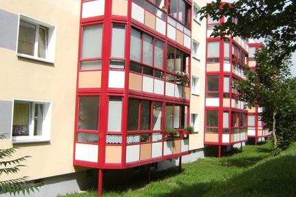 Wohnung Schleiz - 3 Zimmer, 61 m&sup2;, 420&euro; | Angebot:25080115