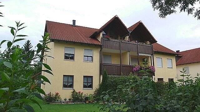 Etagenwohnung Waldkraiburg - 3 Zimmer, 86 m&sup2;, 880&euro; | Angebot:24797525