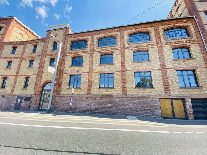 Elegante & teilklimatisierte 4 ZKD-Wohnung mit moderner Einbauküche, nähe MMT Campus & UMM