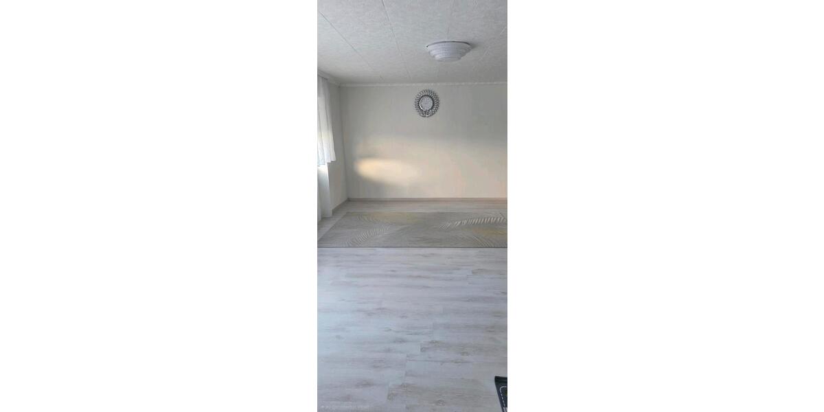 Erdgeschoßwohnung Geisingen - 1 Zimmer, 65 m&sup2;, 550&euro; | Angebot:26605053