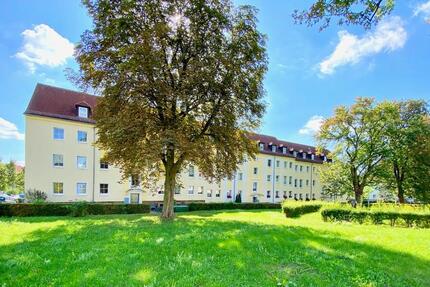 Wohnung Ronneburg - 2 Zimmer, 49 m&sup2;, 261&euro; | Angebot:25349928