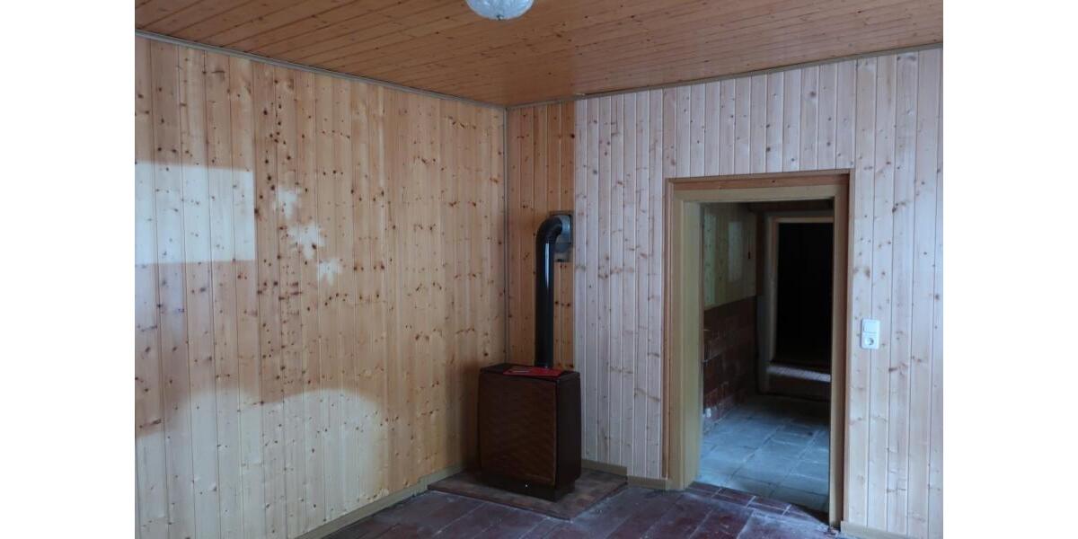 Reihenhaus Mansfeld - 8 Zimmer, 160 m&sup2;, 720&euro; | Angebot:26185377