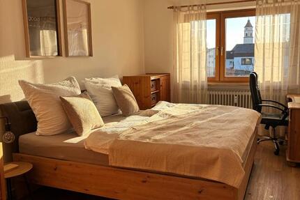 Schönes großes WG Zimmer in 3erWG befristet für 3 Monate ab 01.01 4 zimmer