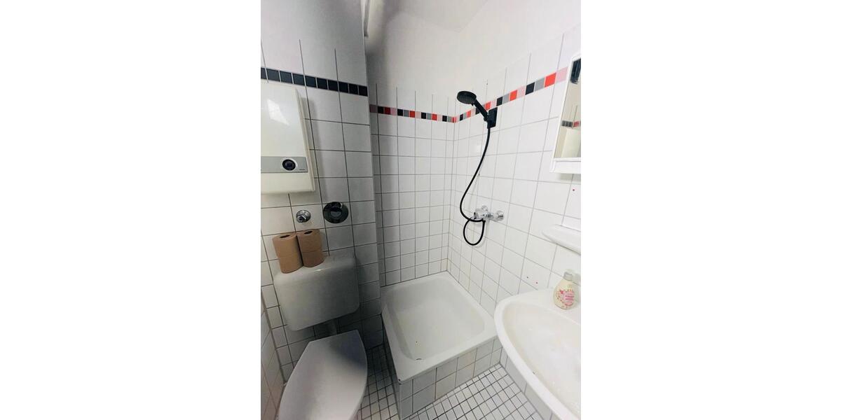 Erdgeschoßwohnung Siegen Weidenau - 1 Zimmer, 21 m&sup2;, 310&euro; | Angebot:25977057