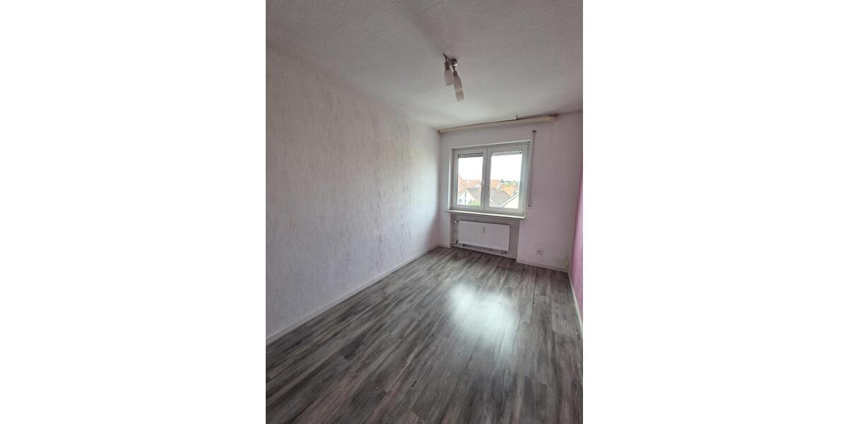 Etagenwohnung Mörfelden-Walldorf Walldorf - 3 Zimmer, 85 m&sup2;, 1.300&euro; | Angebot:26517584