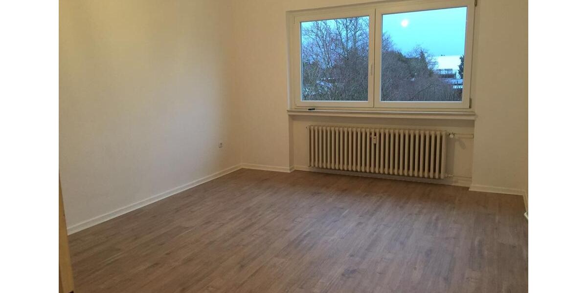 Etagenwohnung Hildesheim Bockfeld - 4 Zimmer, 105 m&sup2;, 950&euro; | Angebot:26593239