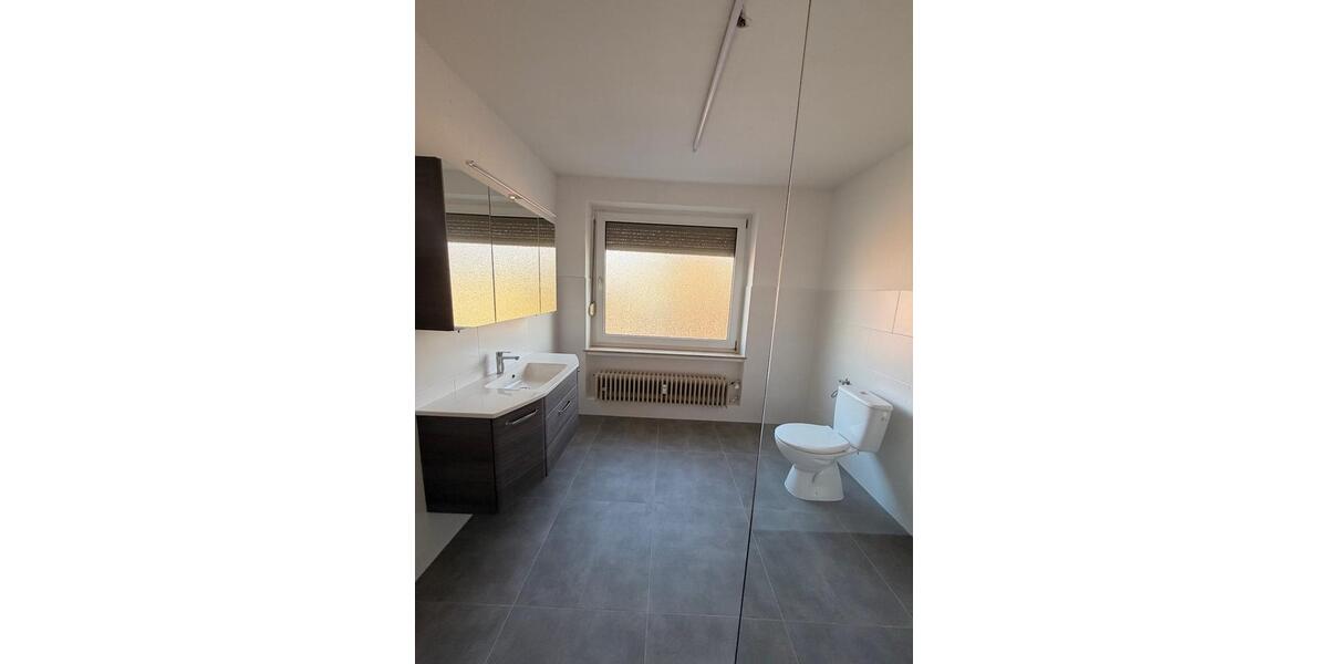 Etagenwohnung Hildesheim Bockfeld - 6 Zimmer, 160 m&sup2;, 1.280&euro; | Angebot:25216439