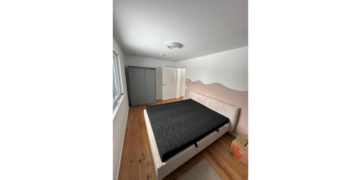 Etagenwohnung Speichersdorf - 2 Zimmer, 68 m&sup2;, 975&euro; | Angebot:24793123