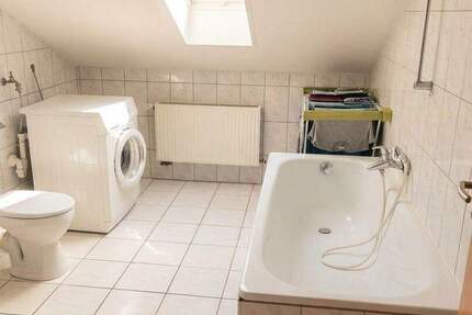 Wohnung Dillenburg - 3 Zimmer, 80 m&sup2;, 655&euro; | Angebot:25277072