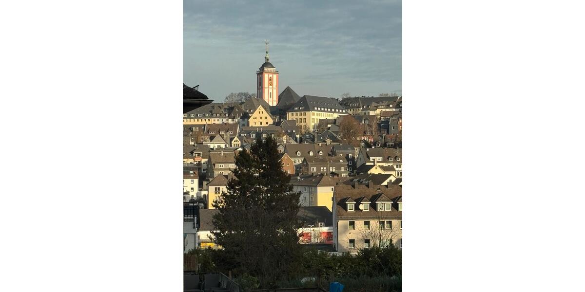 Renovierte 3ZKB-Wohnung mit Krönchenblick in Siegen-Zentrum 3 zimmer