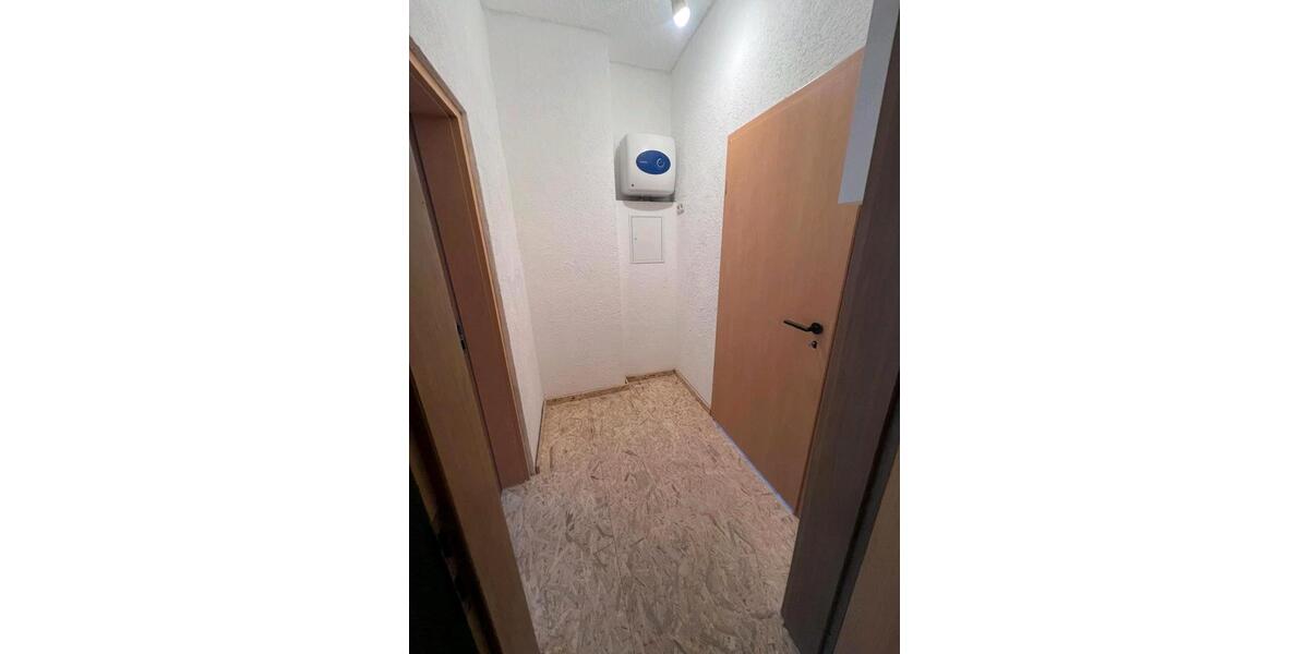 Erdgeschoßwohnung Ilmenau - 2 Zimmer, 48 m&sup2;, 400&euro; | Angebot:25173133