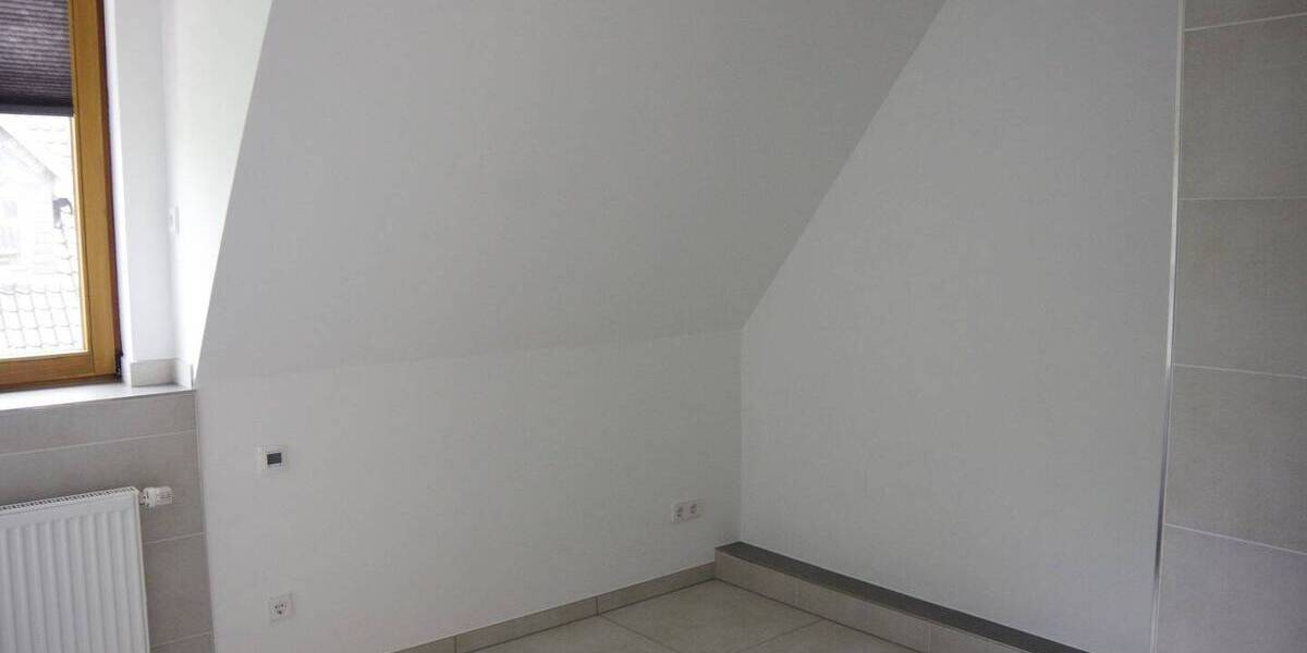 Etagenwohnung Bönningstedt - 2 Zimmer, 90 m&sup2;, 1.100&euro; | Angebot:26807736