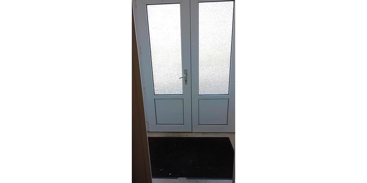 Erdgeschoßwohnung Stadland - 4 Zimmer, 160 m&sup2;, 1.400&euro; | Angebot:26696455