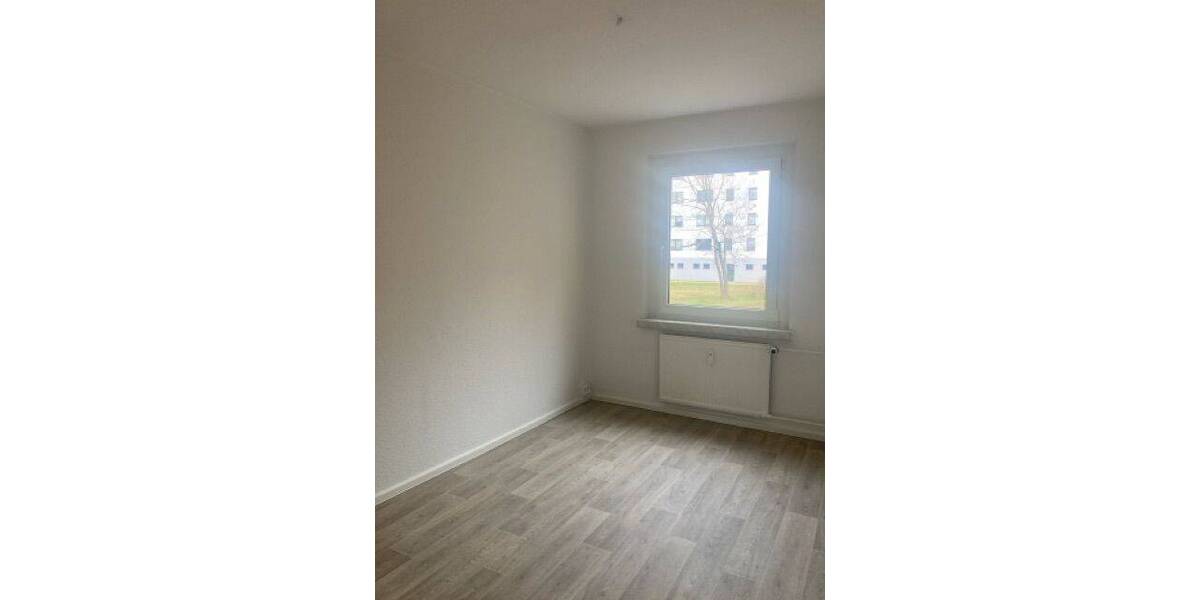 Etagenwohnung Eberswalde Brandenburgisches Viertel - 3 Zimmer, 57 m&sup2;, 395&euro; | Angebot:25926992