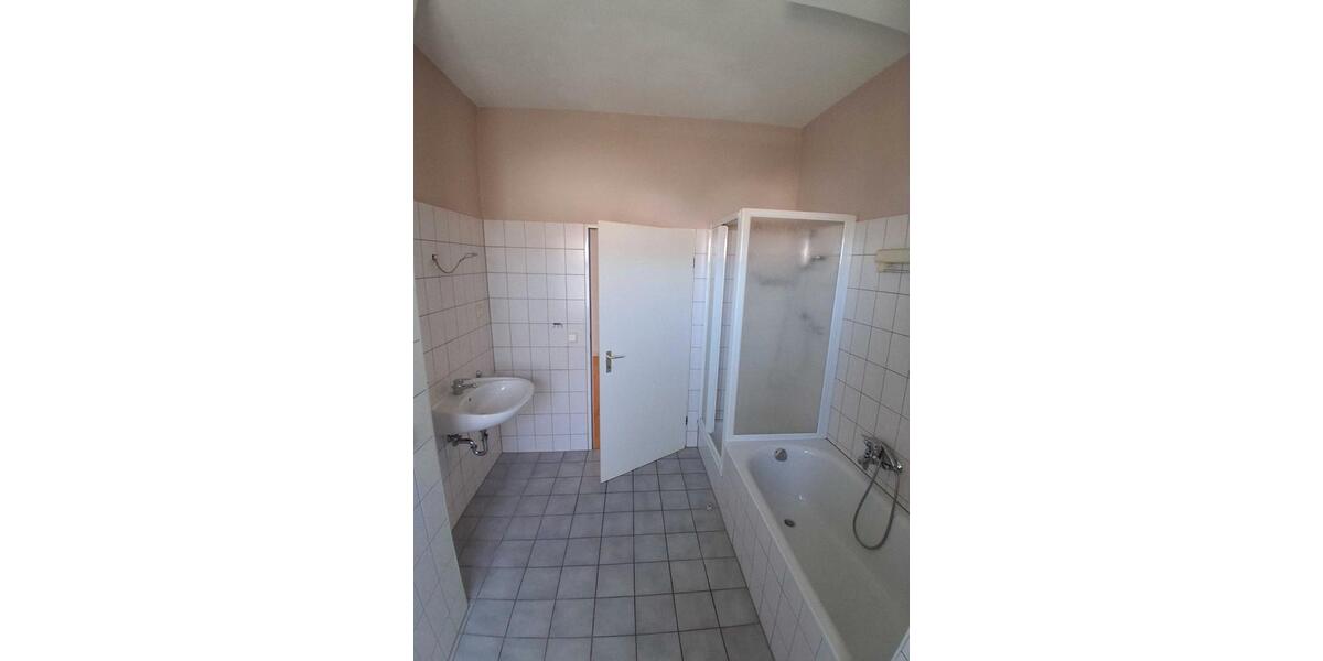 Maisonettenwohnung Naumburg (Saale) - 2 Zimmer, 80 m&sup2;, 490&euro; | Angebot:26531466