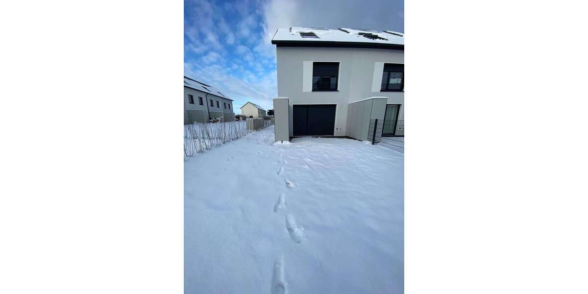 Einfamilienhaus Oranienburg - 5 Zimmer, 145 m&sup2;, 1.800&euro; | Angebot:25279635