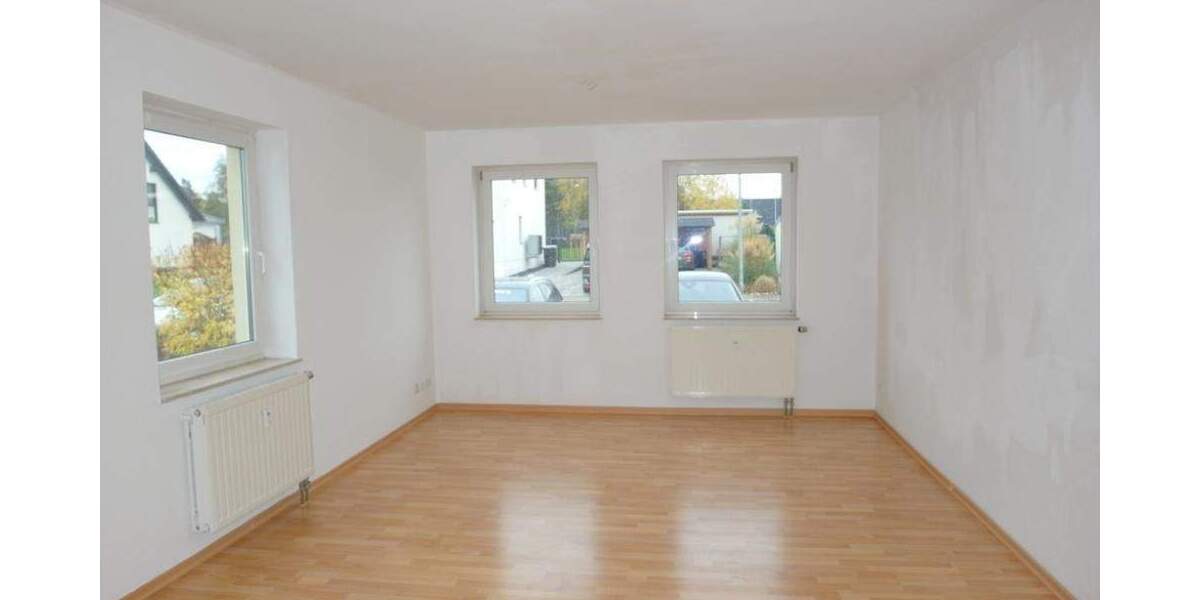 Ruhige 3-Zimmer-Wohnung mit Terrasse, separater Küche und Laminatboden am Rande von Königsbrück 3 zimmer