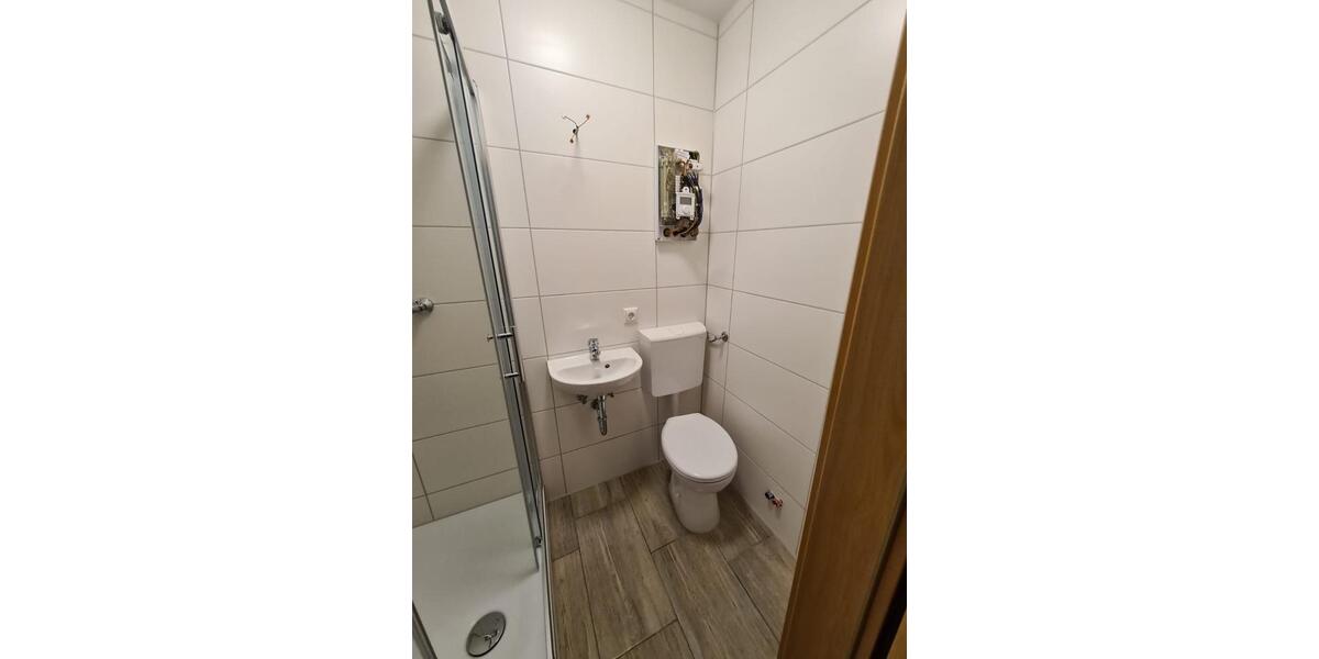 Etagenwohnung Neutraubling - 1 Zimmer, 18 m&sup2;, 400&euro; | Angebot:25309057