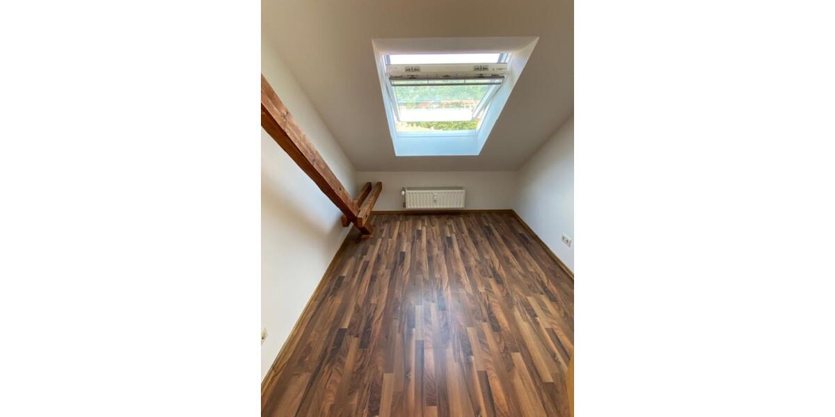 Dachgeschoßwohnung Meißen - 3 Zimmer, 75 m&sup2;, 560&euro; | Angebot:24369754