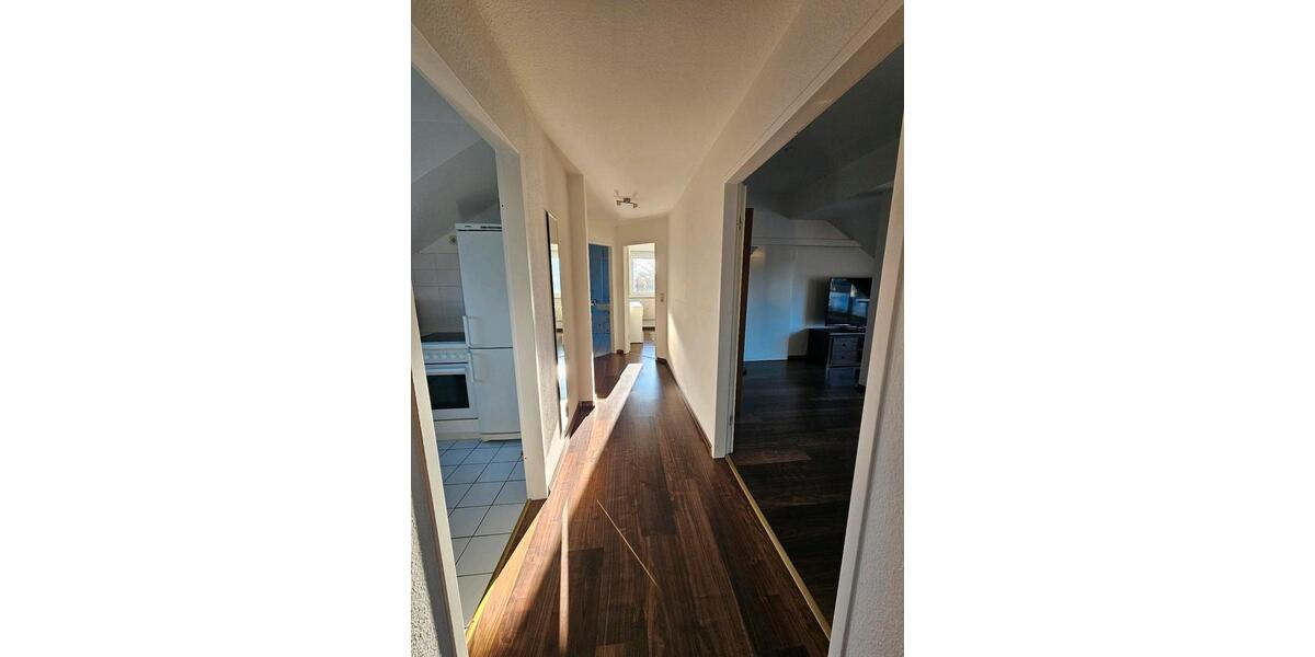 Dachgeschoßwohnung Hamburg Wandsbek - 2 Zimmer, 62 m&sup2;, 1.470&euro; | Angebot:26047385