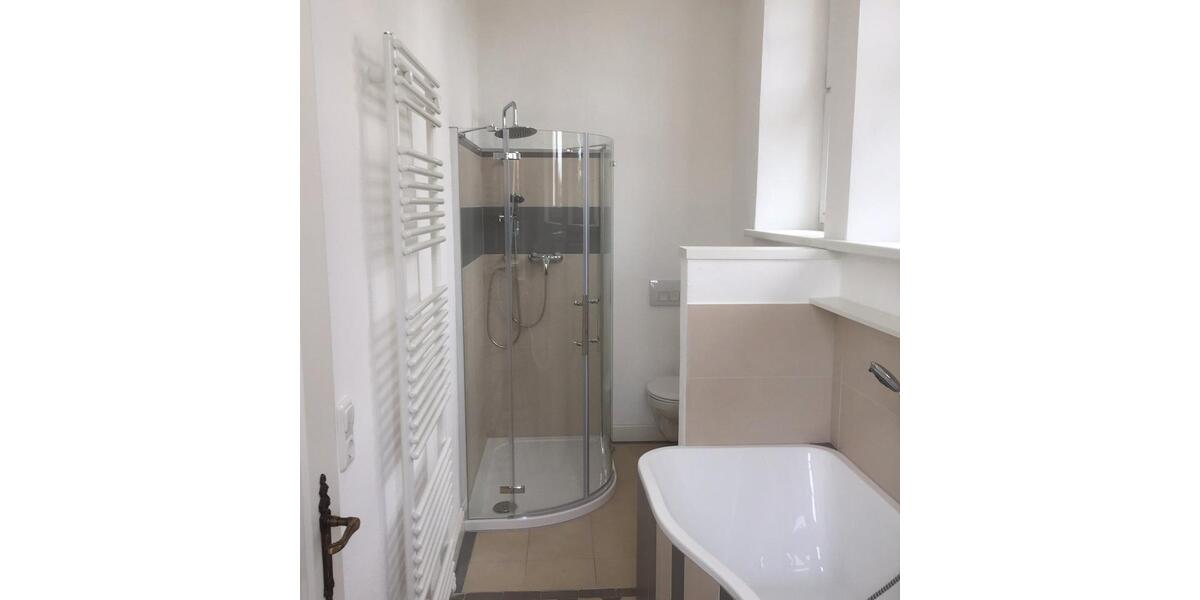 Erdgeschoßwohnung Parchim - 7 Zimmer, 142 m&sup2;, 1.390&euro; | Angebot:26495769