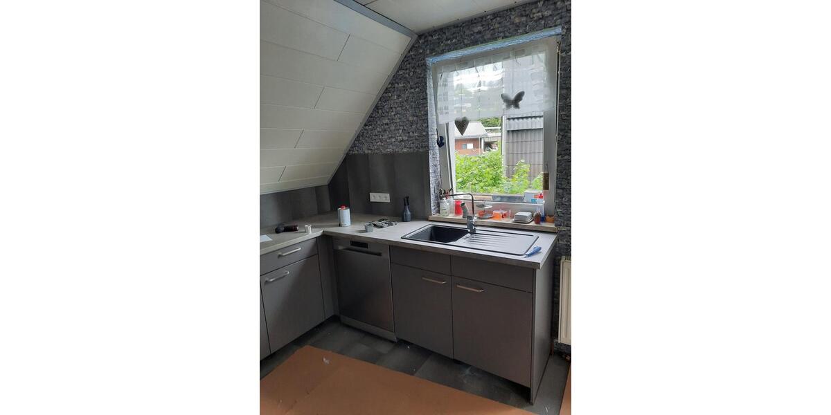 Dachgeschoßwohnung Haiger - 4 Zimmer, 75 m&sup2;, 900&euro; | Angebot:26267977