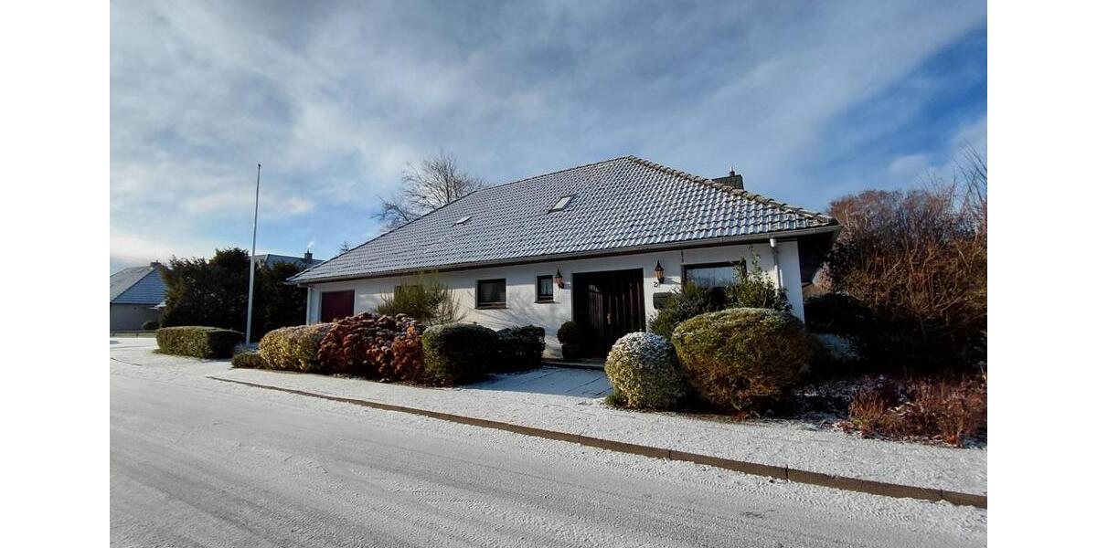 Einfamilienhaus Lunden - 4 Zimmer, 135 m&sup2;, 1.250&euro; | Angebot:25156967