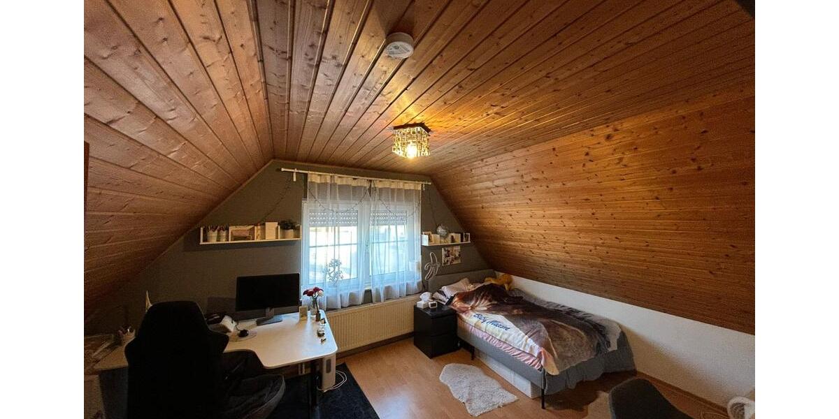 Maisonettenwohnung Bad Camberg - 3 Zimmer, 100 m&sup2;, 910&euro; | Angebot:25655280