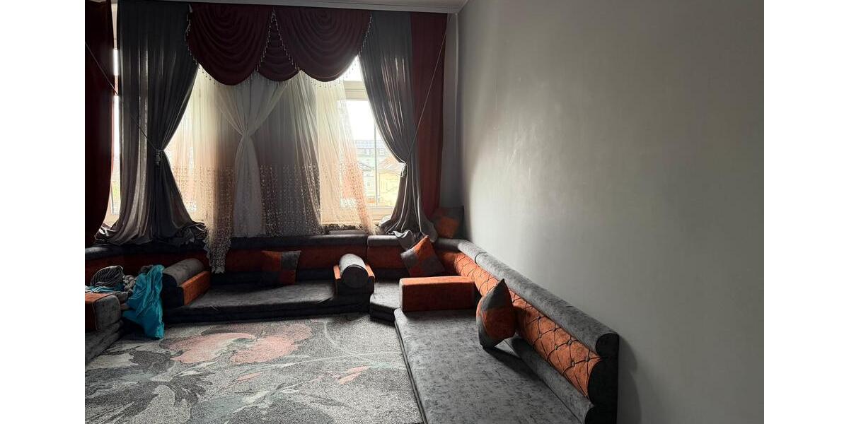 Etagenwohnung Riesa - 5 Zimmer, 120 m&sup2;, 840&euro; | Angebot:25851781