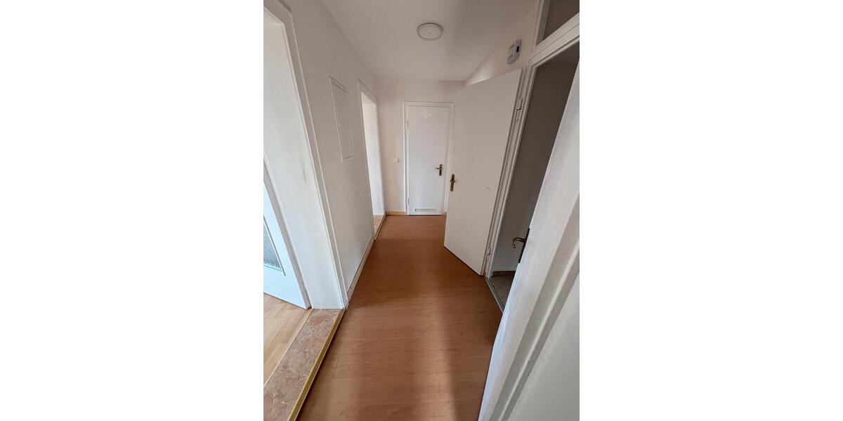 Etagenwohnung Gehrden - 3 Zimmer, 70 m&sup2;, 1.050&euro; | Angebot:25871190