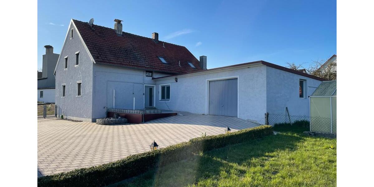 Einfamilienhaus Neustadt an der Donau - 3 Zimmer, 180 m&sup2;, 1.100&euro; | Angebot:26395377