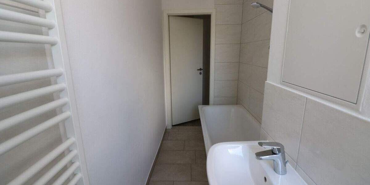 Etagenwohnung Freiberg Freiberg West - 3 Zimmer, 62 m&sup2;, 509&euro; | Angebot:25899899