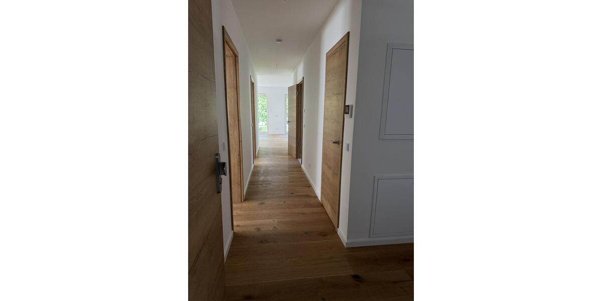 Etagenwohnung Dreieich - 3 Zimmer, 110 m&sup2;, 1.980&euro; | Angebot:25989599