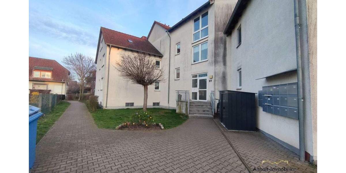 Etagenwohnung Zörbig Mößlitz - 2 Zimmer, 58 m&sup2;, 435&euro; | Angebot:24726296