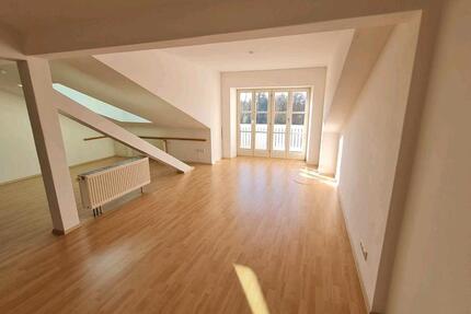 Wohnung Eggenfelden - 2 Zimmer, 83 m&sup2;, 720&euro; | Angebot:26277328