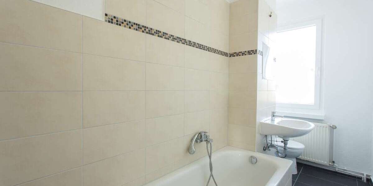 Etagenwohnung Burg - 3 Zimmer, 58 m&sup2;, 377&euro; | Angebot:26099519