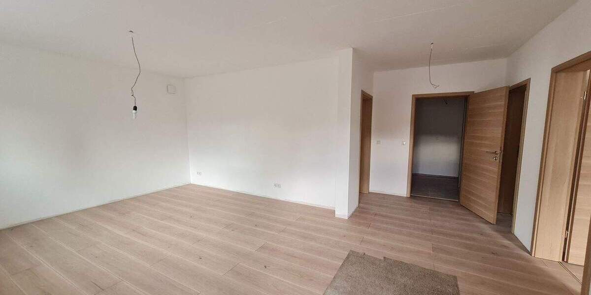 Etagenwohnung Losheim am See Losheim - 3 Zimmer, 77 m&sup2;, 825&euro; | Angebot:25815245