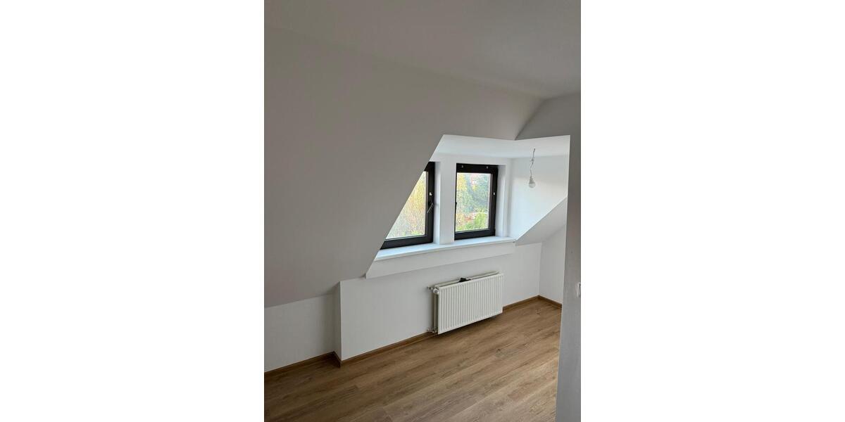 Erdgeschoßwohnung Lingen (Ems) Damaschke - 4 Zimmer, 136 m&sup2;, 1.010&euro; | Angebot:24844878