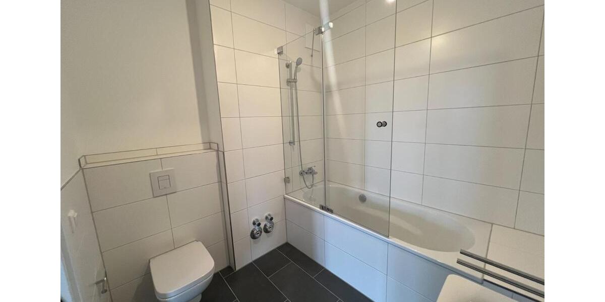 Etagenwohnung Nauen - 3 Zimmer, 80 m&sup2;, 1.095&euro; | Angebot:25876575