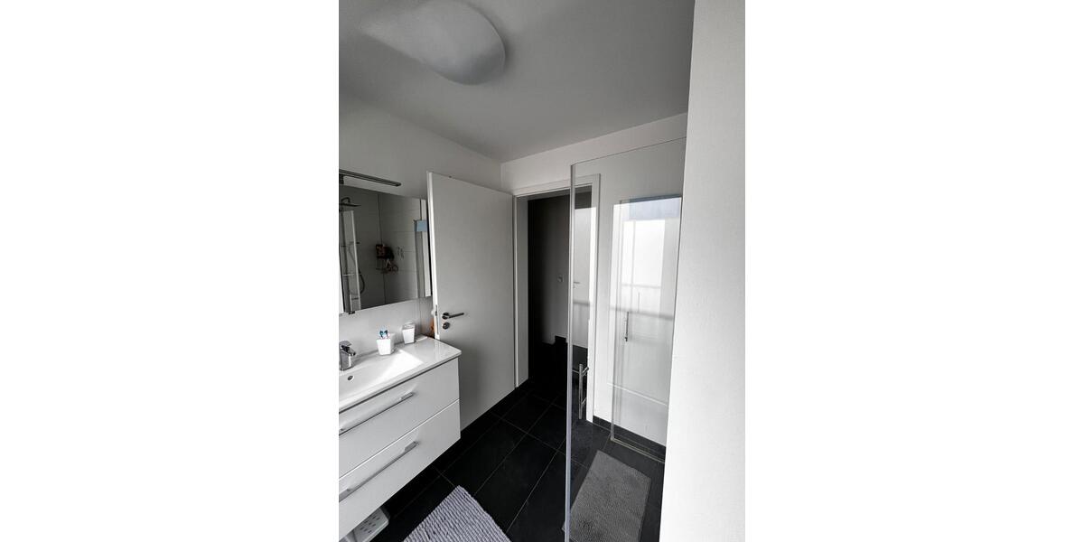 4 Zimmer Wohnung mit Balkon in 50181 Bedburg zimmer