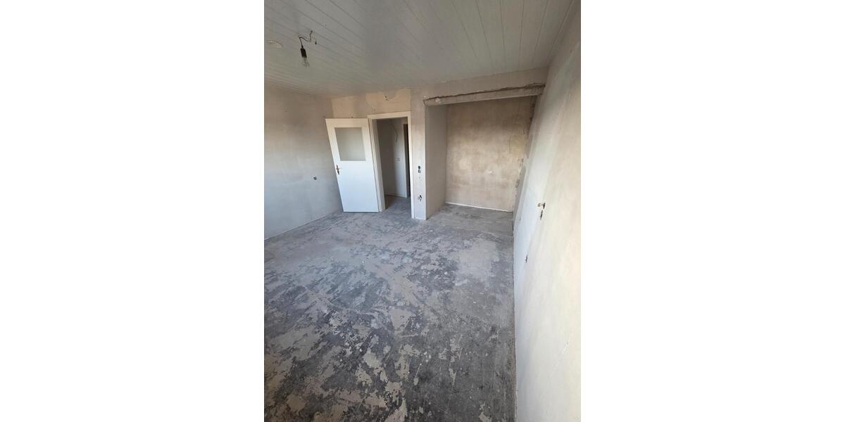 Dachgeschoßwohnung Nienburg (Weser) - 2.5 Zimmer, 80 m&sup2;, 840&euro; | Angebot:26123831