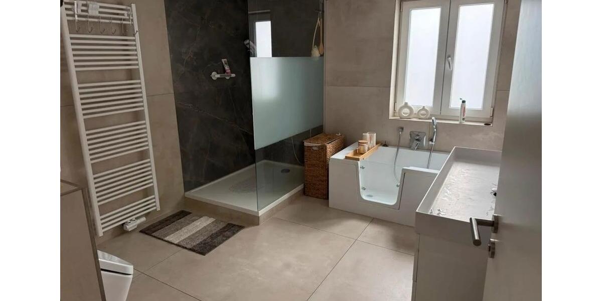 Etagenwohnung Eislingen (Fils) - 4 Zimmer, 120 m&sup2;, 1.390&euro; | Angebot:26330017