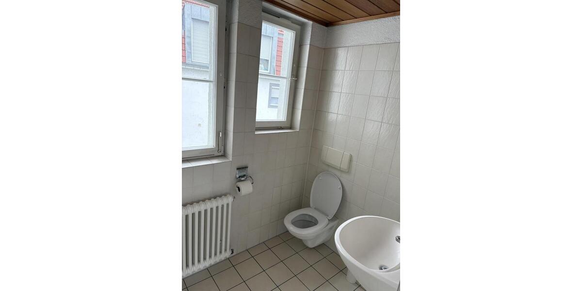 Etagenwohnung Radolfzell am Bodensee - 4.5 Zimmer, 144 m&sup2;, 1.680&euro; | Angebot:26619124