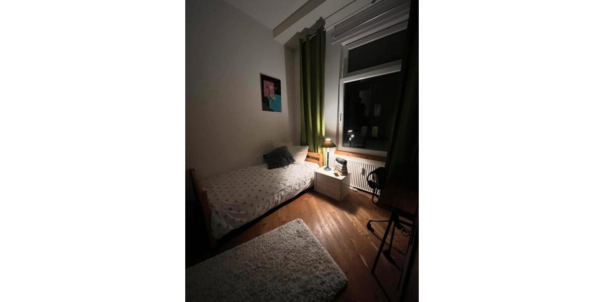 Wohnen auf Zeit Kiel Südfriedhof - 1 Zimmer, 135 m&sup2;, 360&euro; | Angebot:25499710
