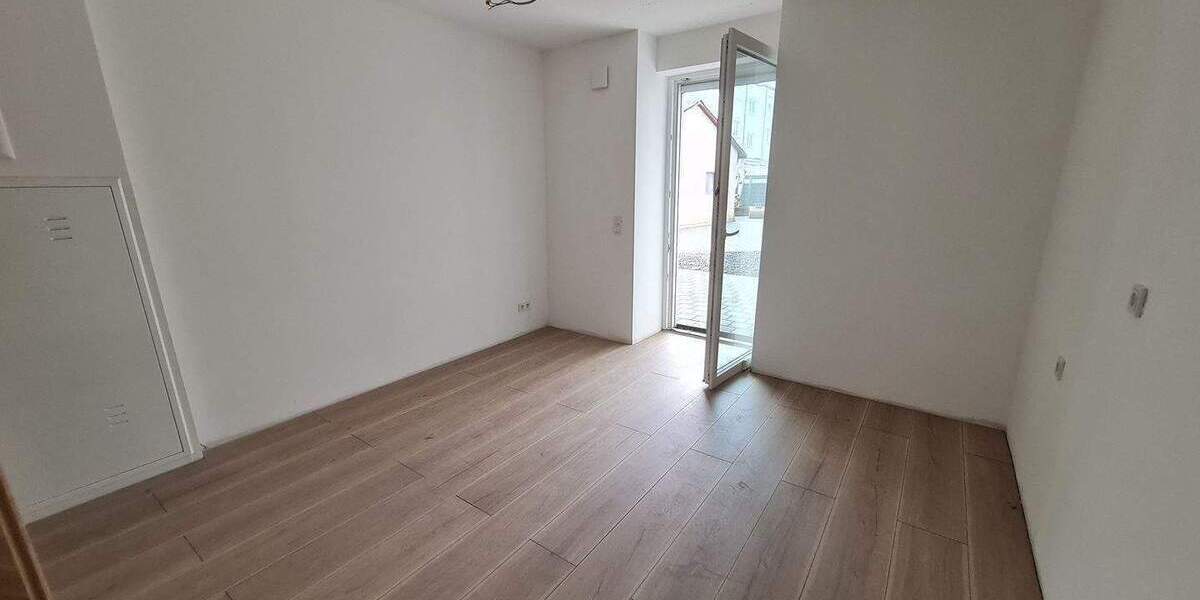 Etagenwohnung Losheim am See Losheim - 3 Zimmer, 77 m&sup2;, 825&euro; | Angebot:25815245